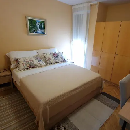 דירה Rita Near Trstenik ספליט